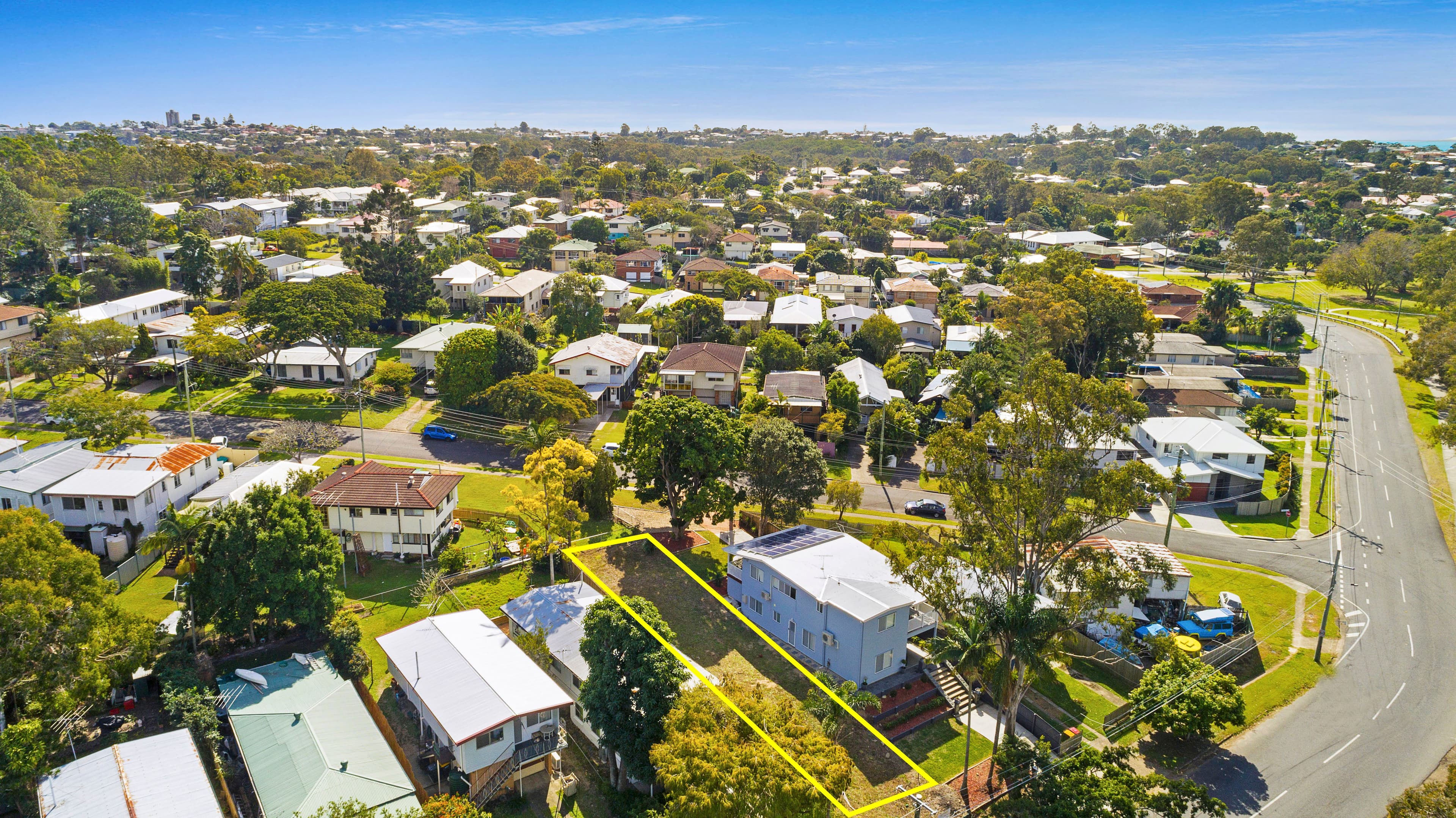 325 Whites Road, Lota QLD 4179, Lota - Thumbnail 2