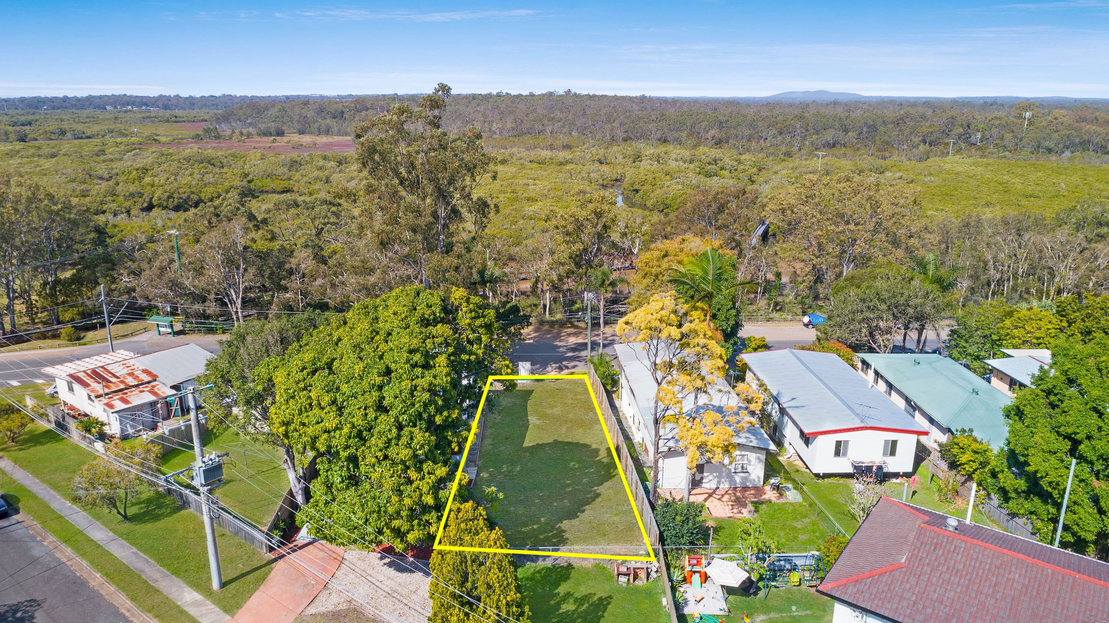 325 Whites Road, Lota QLD 4179, Lota - Thumbnail 3