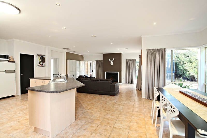 36 Loddon Drive, TAYLORS HILL VIC 3037, Taylors Hill - Thumbnail 5