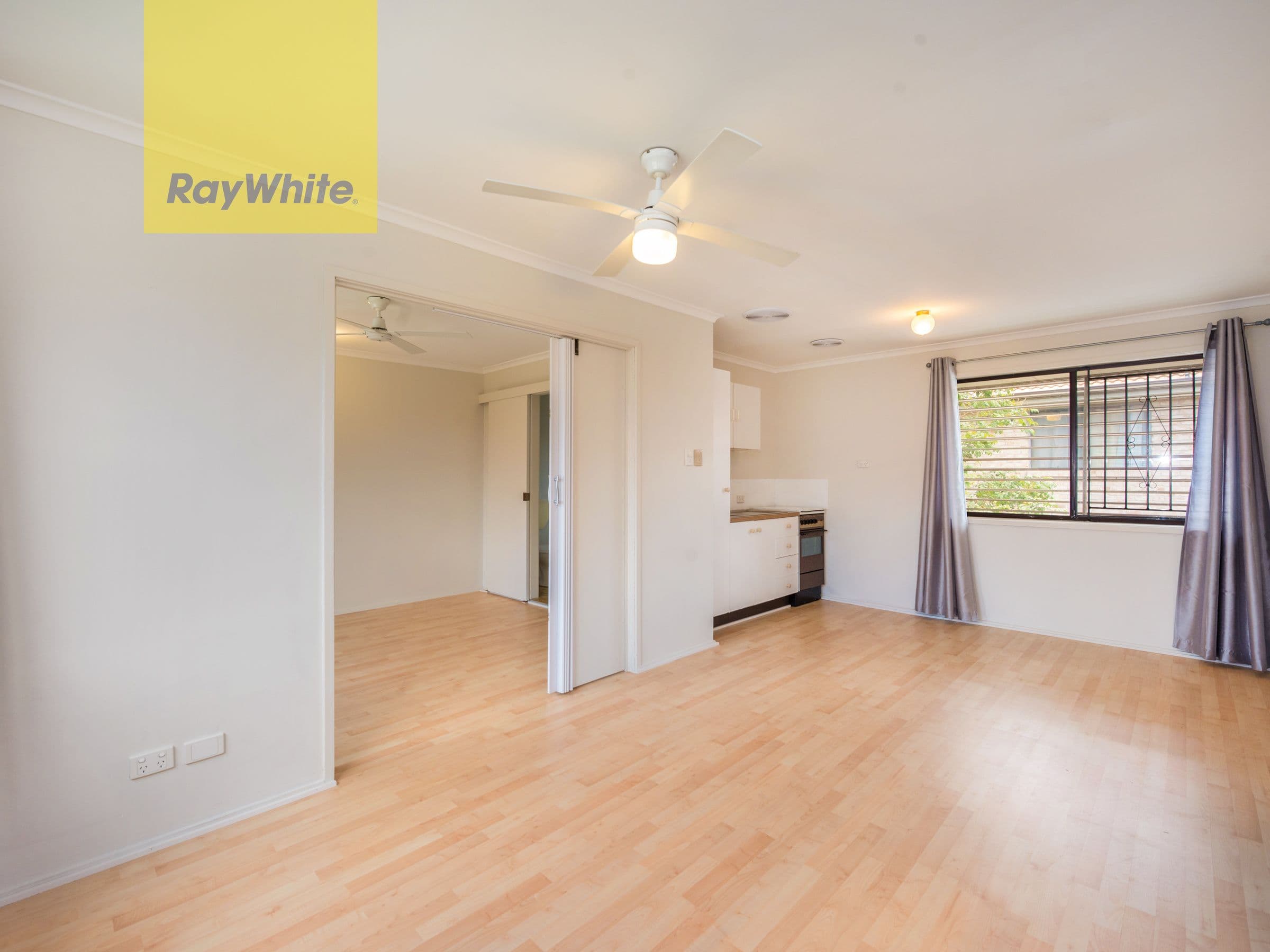 41 Defiance Road, Woodridge QLD 4114, Woodridge - Thumbnail 2