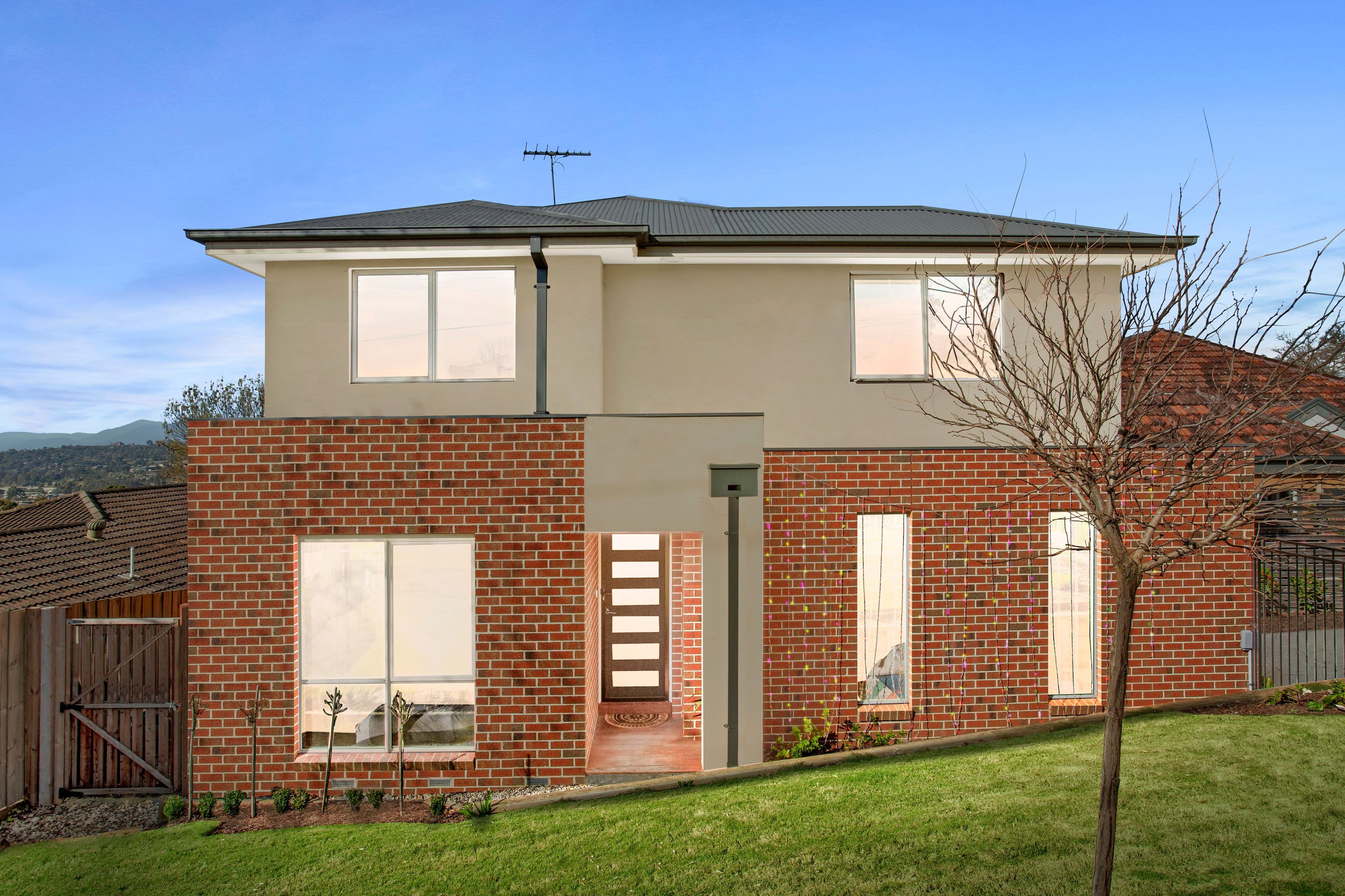 34 Strahan Road, Newstead, Newstead - Image 1