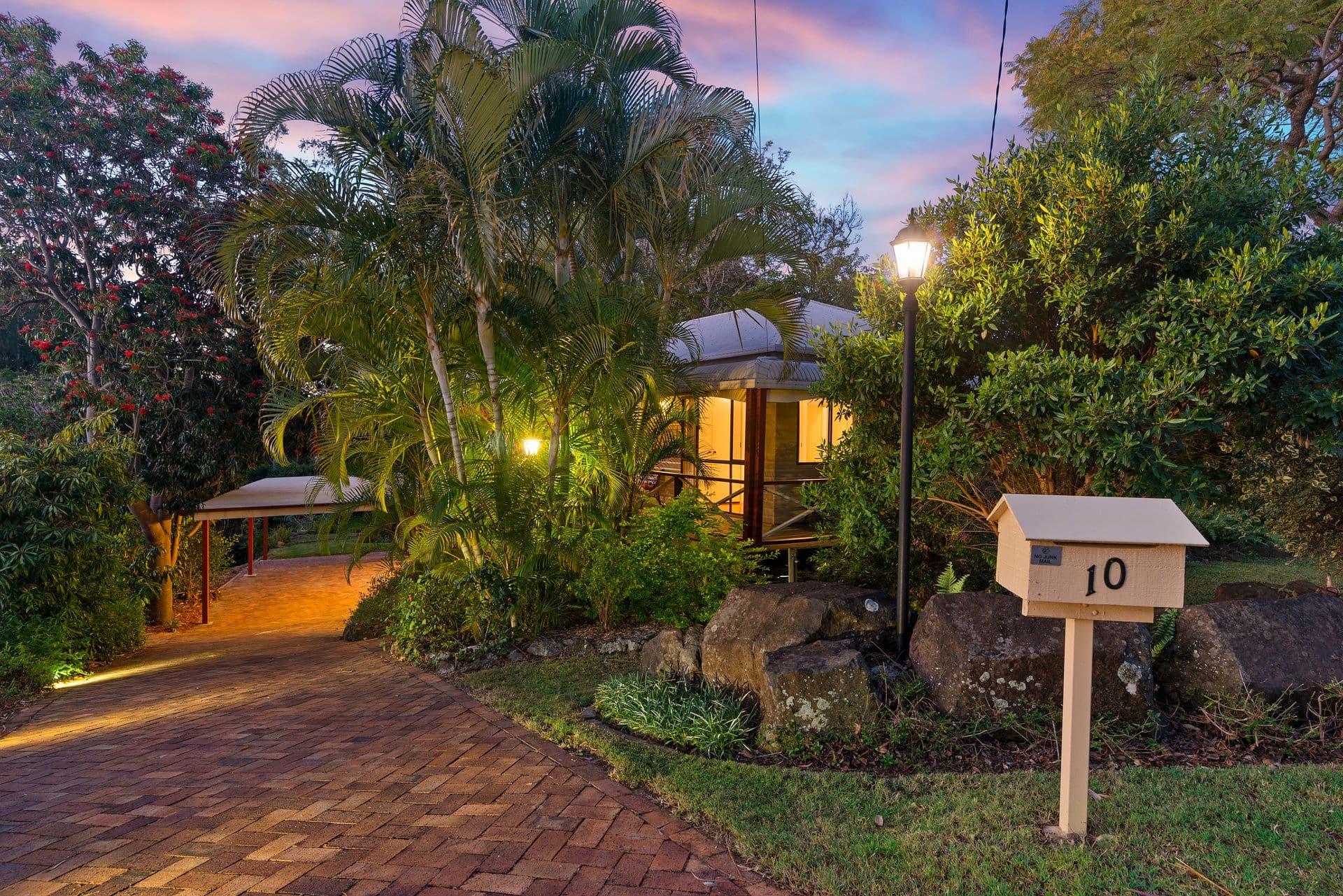 10 Ladds Ridge Road, Burleigh Heads QLD 4220, Burleigh Heads - Thumbnail 2
