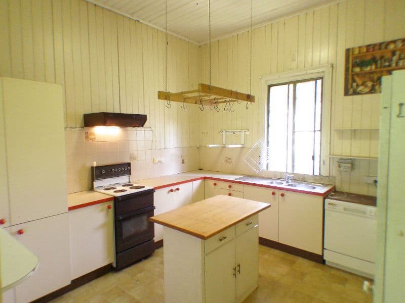 111  Brisbane Road, RIVERVIEW QLD 4303, Riverview - Thumbnail 3