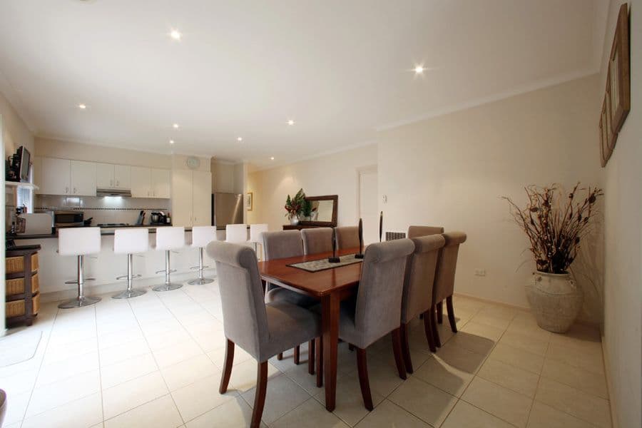 27 Heany Park Road, ROWVILLE VIC 3178, Rowville - Thumbnail 3