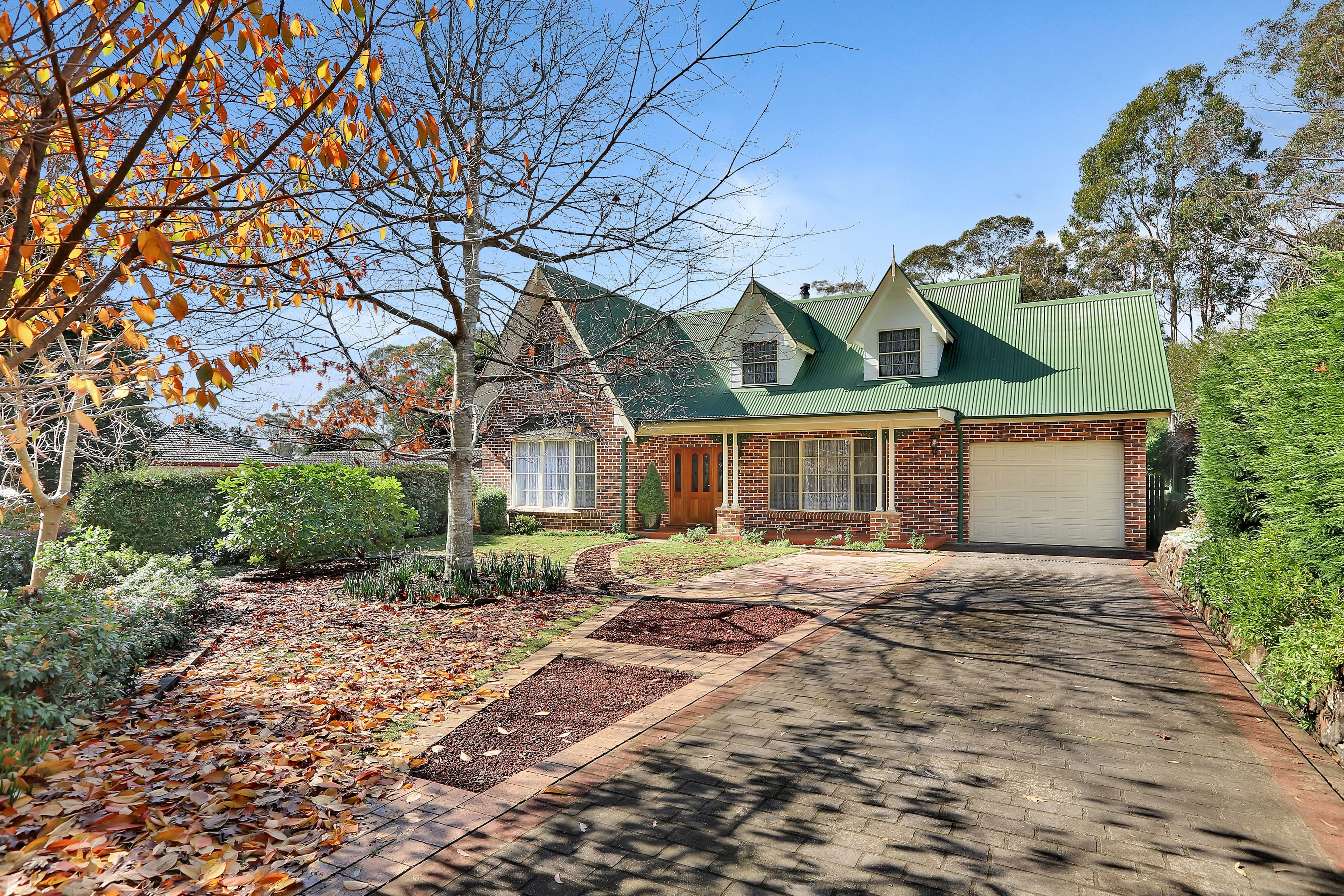 11 Jubilee Avenue, Blackheath NSW 2785, Blackheath - Image 1