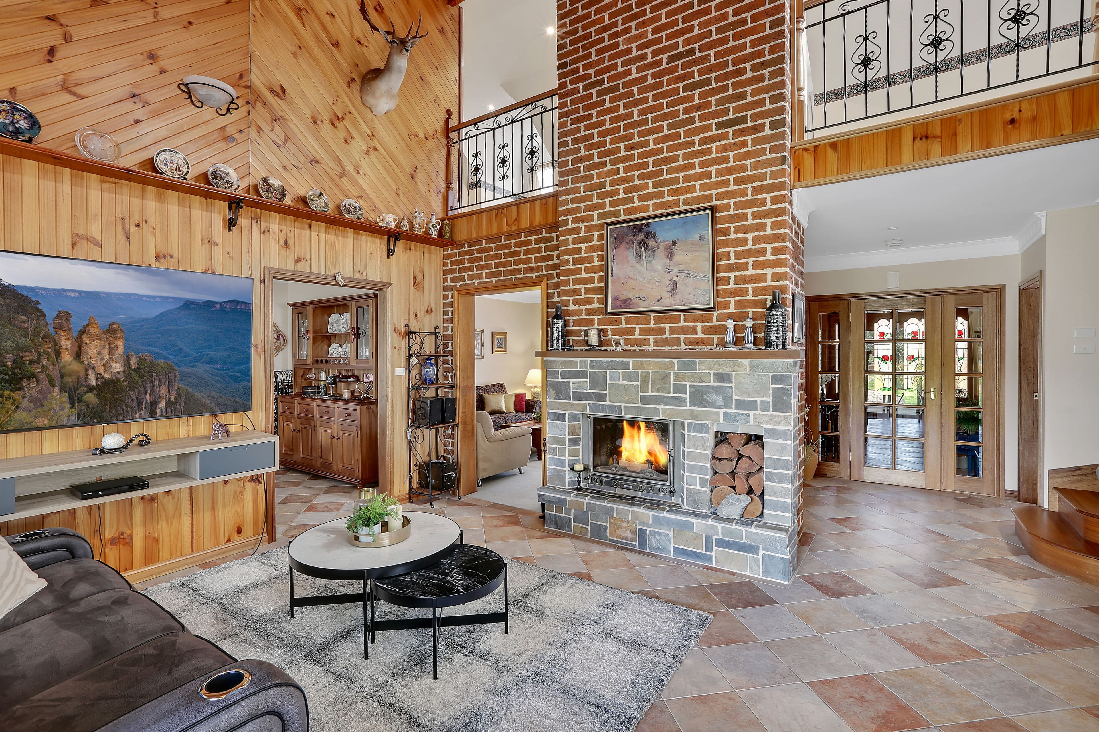 11 Jubilee Avenue, Blackheath NSW 2785, Blackheath - Thumbnail 2