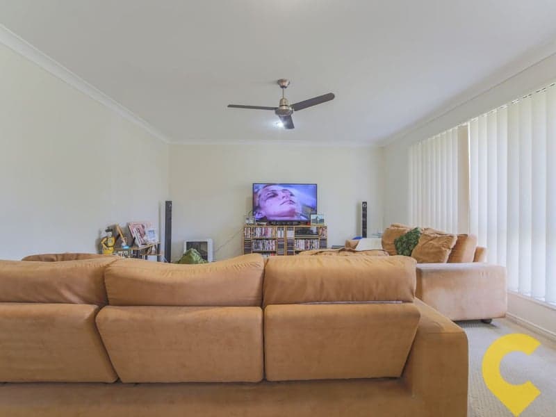 27 Shawnee Crescent, Pimpama - Thumbnail 6