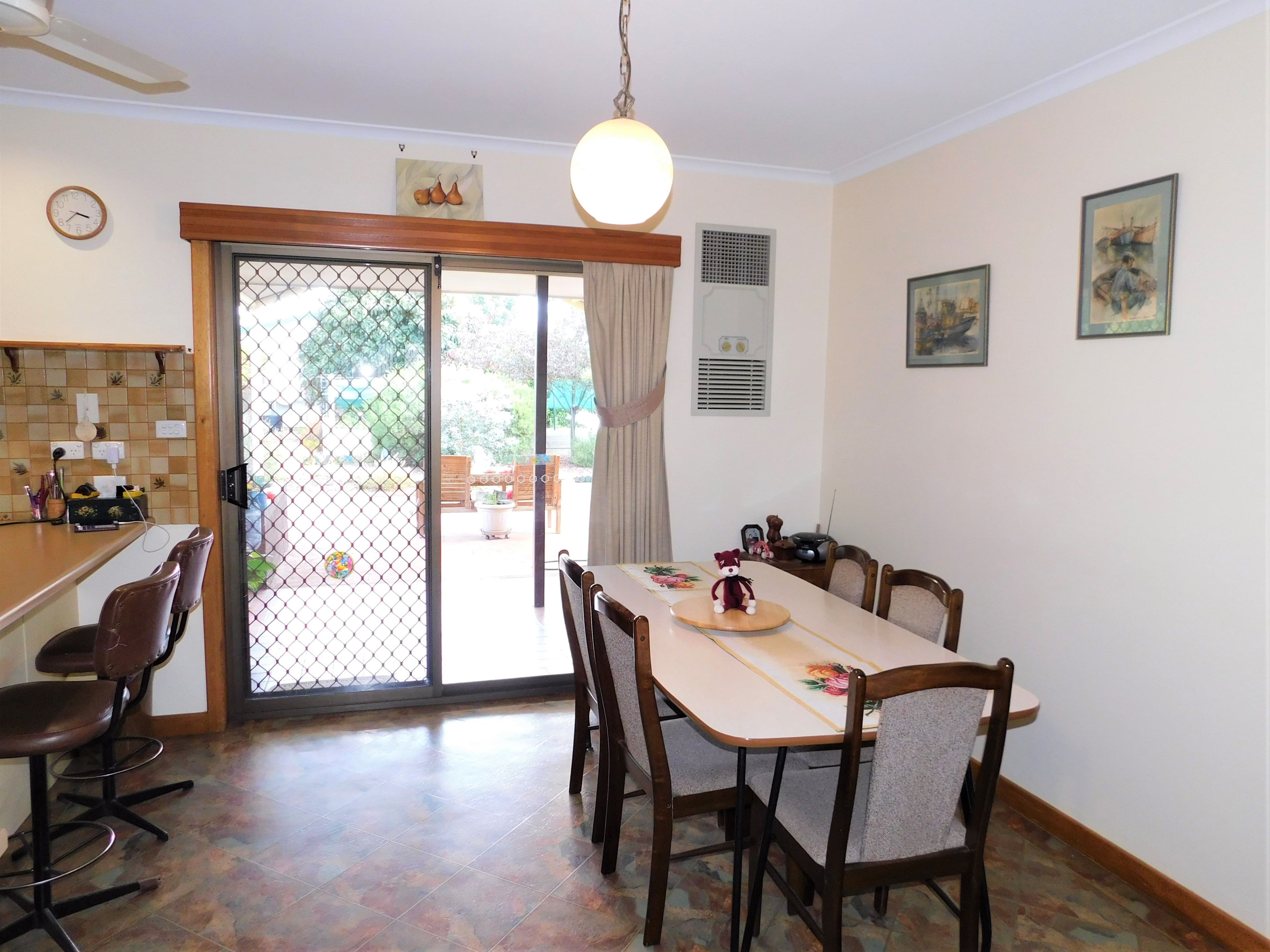 96 Victoria Parade, Bordertown SA 5268, Bordertown - Thumbnail 6