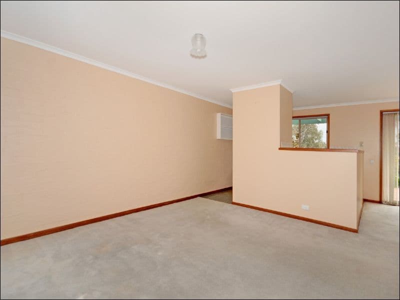 17 Brudenell Drive, JERRABOMBERRA NSW 2619, Jerrabomberra - Thumbnail 5