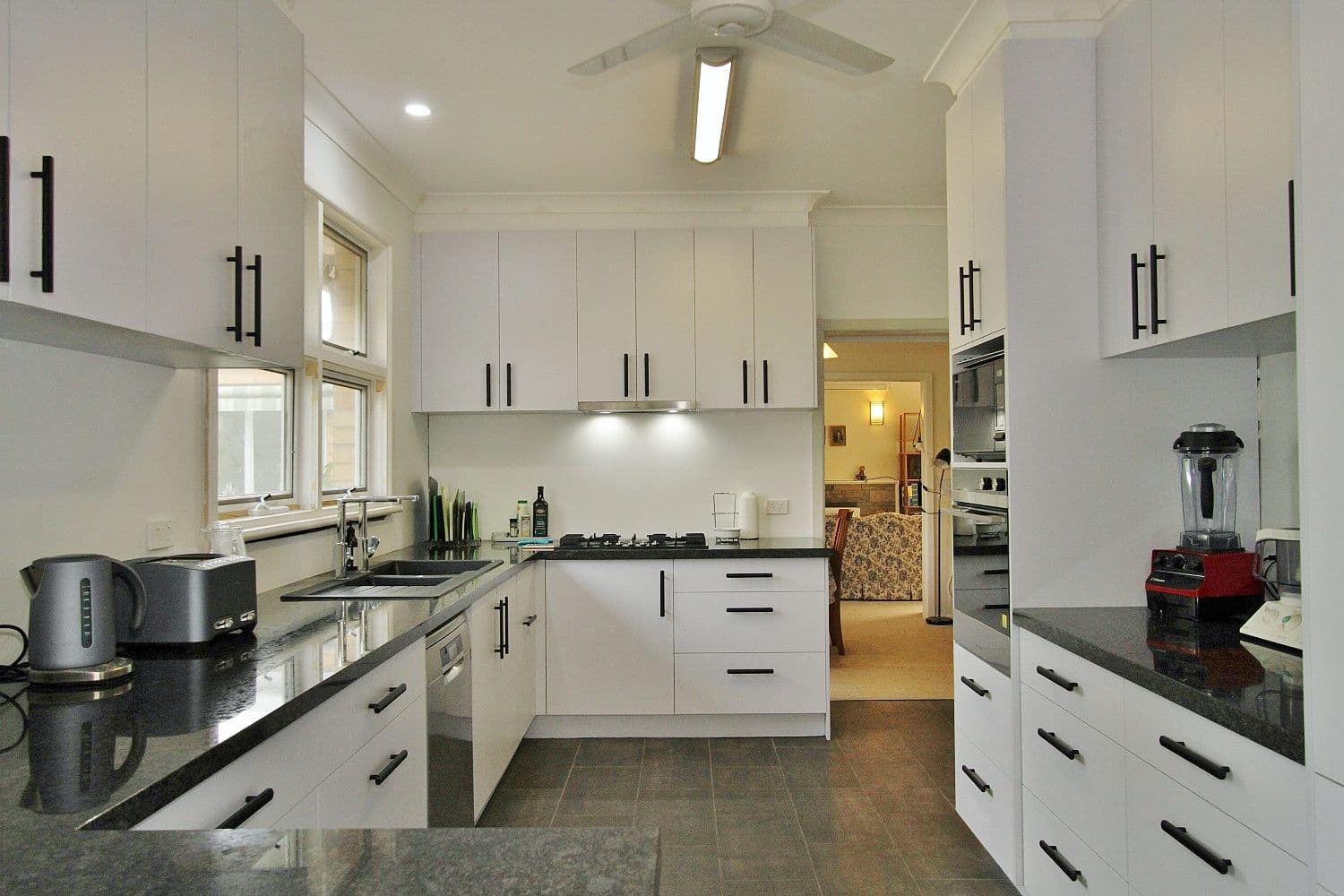 29 Playne Street, Heathcote VIC 3523, Heathcote - Thumbnail 2