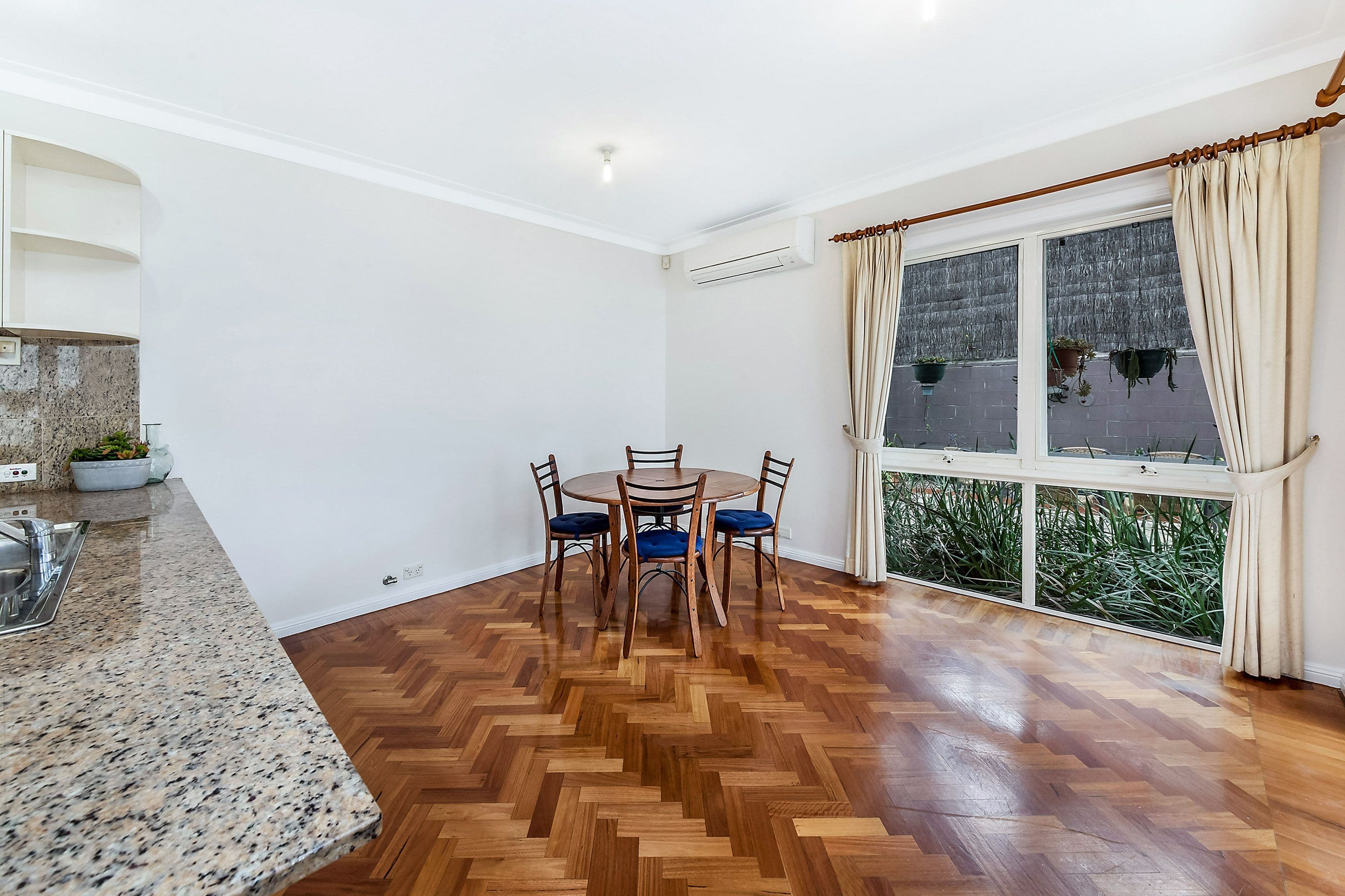 46 Blaxland Avenue, Newington - Thumbnail 4