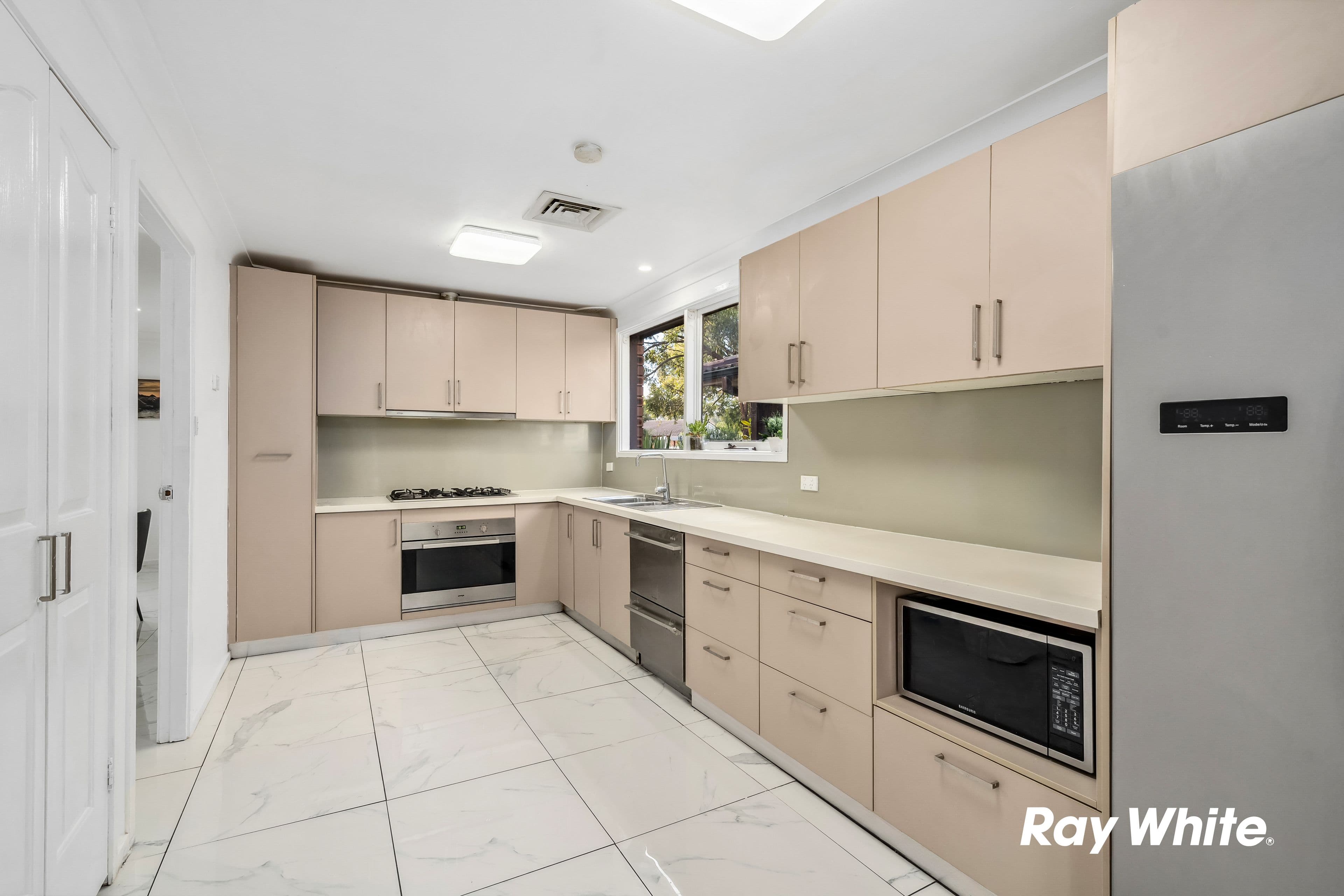 65 Tallagandra Drive, Quakers Hill NSW 2763, Quakers Hill - Thumbnail 2