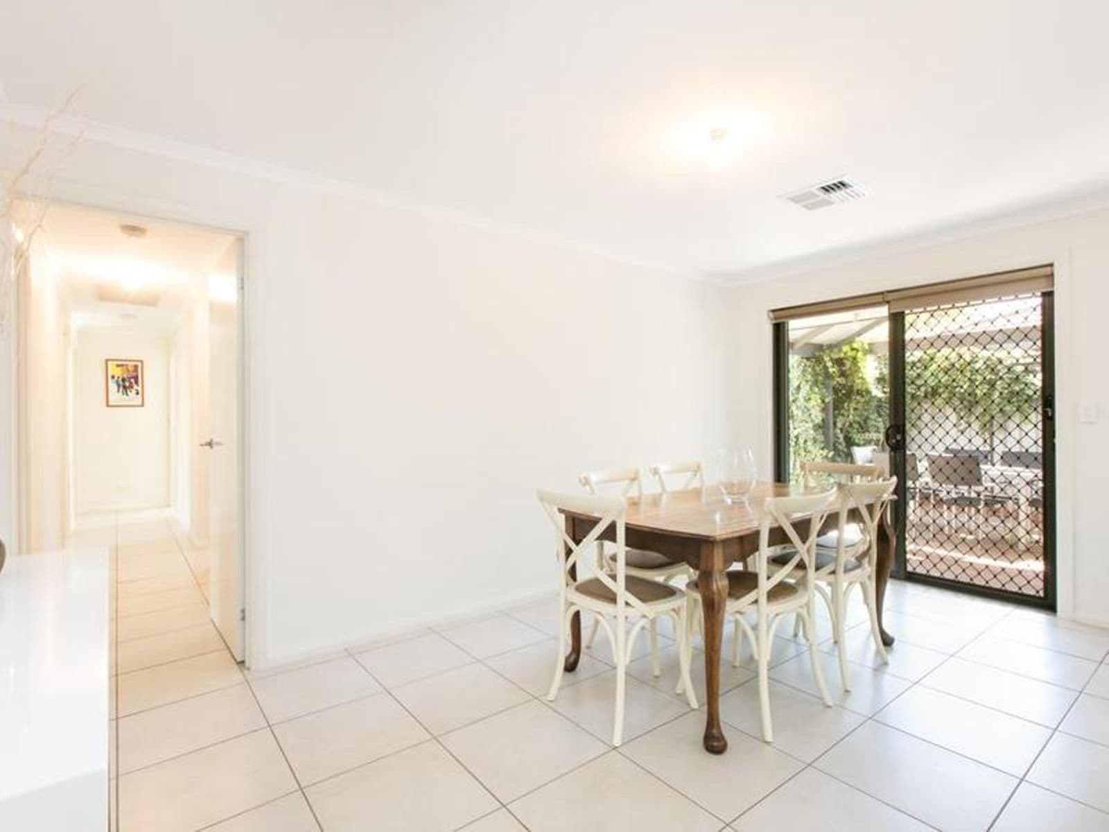 253 Walnut Avenue, Mildura - Thumbnail 3
