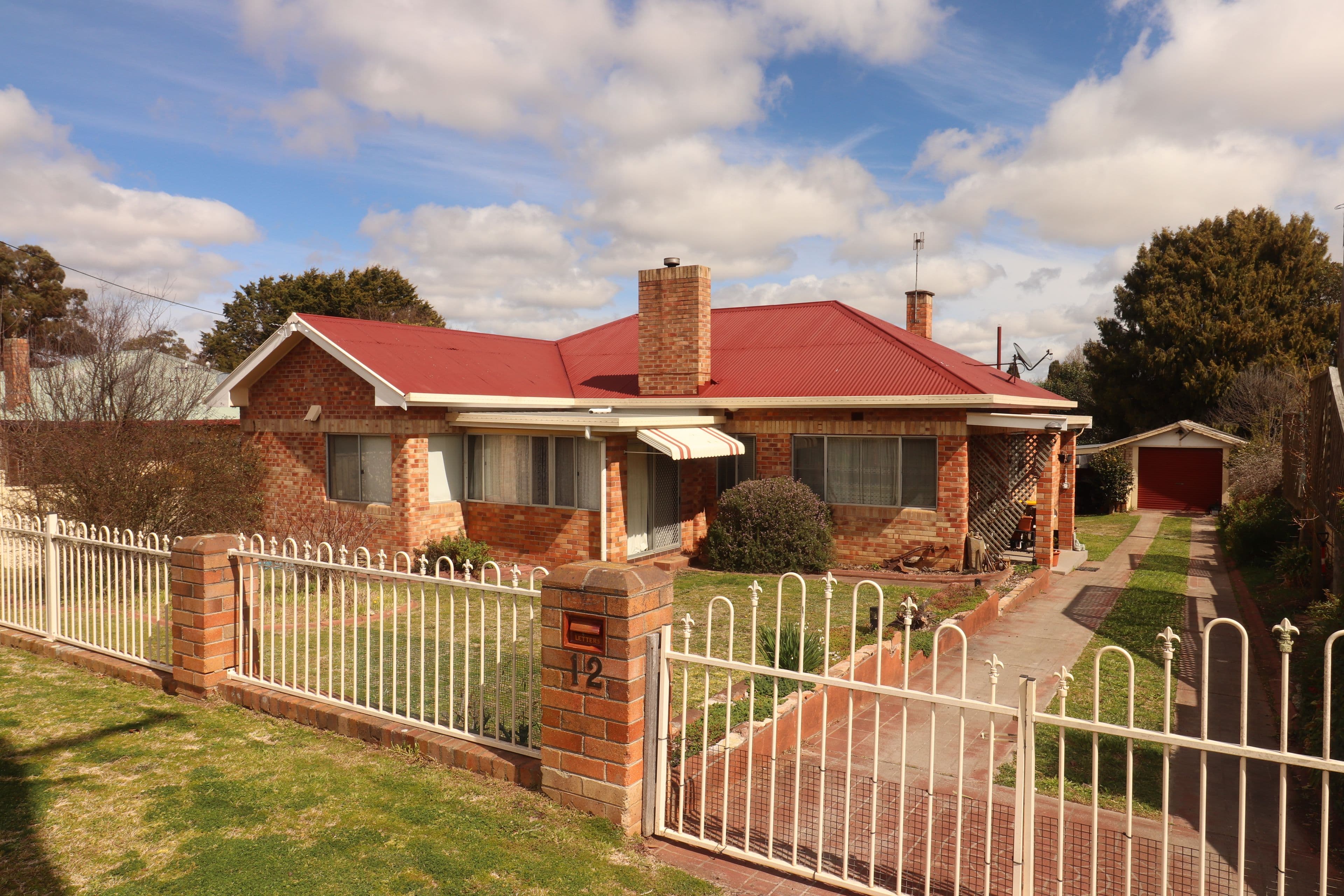 12 Clarke, Glen Innes NSW 2370, Glen Innes - Image 1