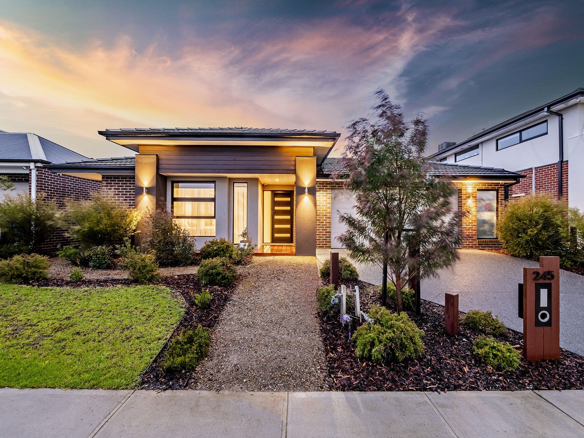 245 Heather Grove, Clyde North VIC 3978, Clyde North - Thumbnail 3
