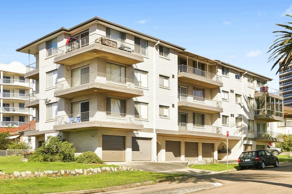 29 Ocean Parade, The Entrance NSW 2261, The Entrance - Thumbnail 2