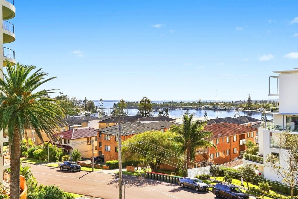 29 Ocean Parade, The Entrance NSW 2261, The Entrance - Thumbnail 3