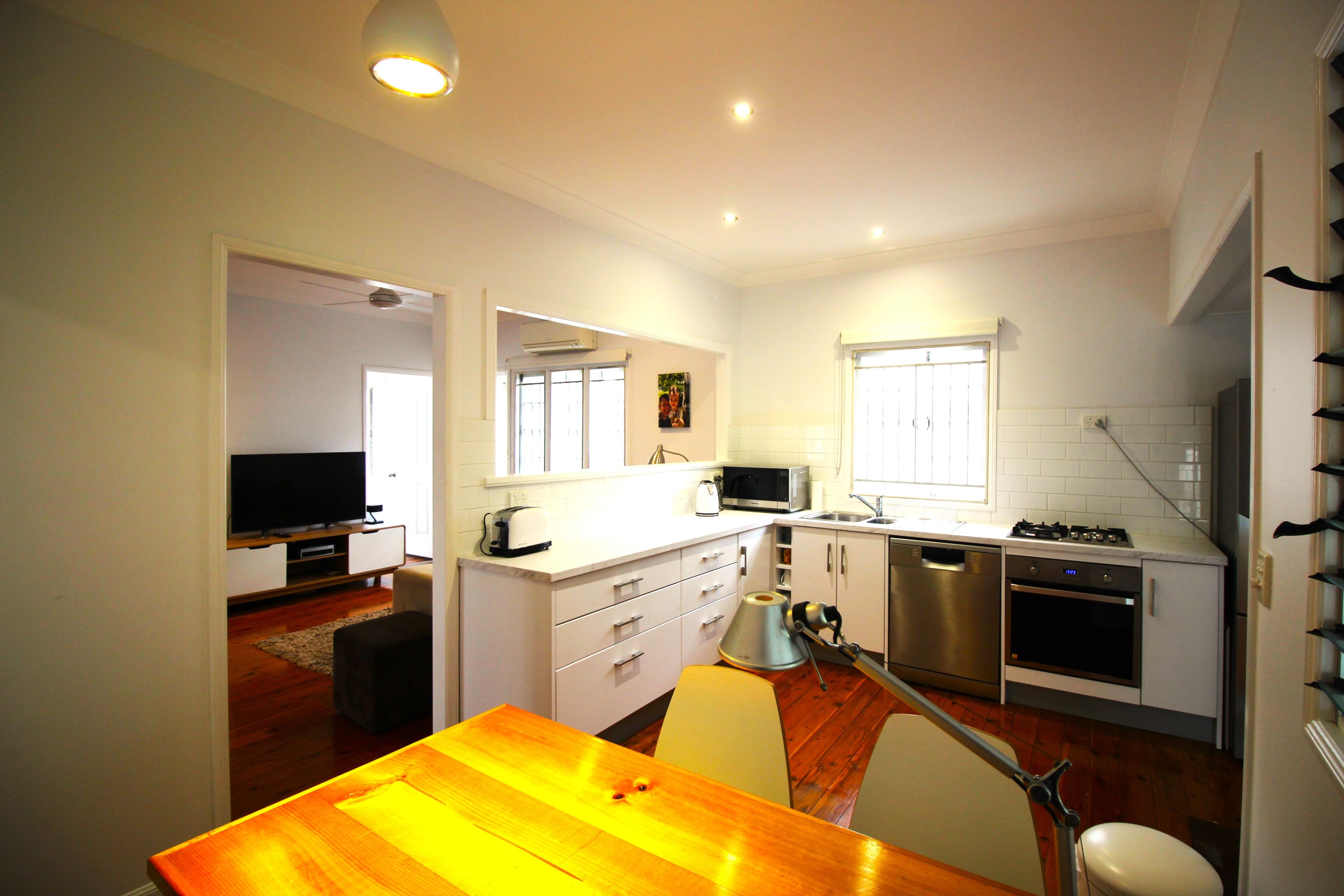 52 Miller Street, Chermside QLD 4032, Chermside - Thumbnail 5
