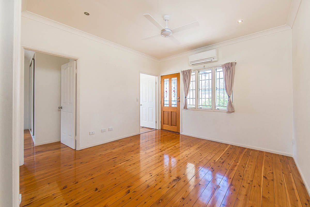 52 Miller Street, Chermside QLD 4032, Chermside - Thumbnail 7