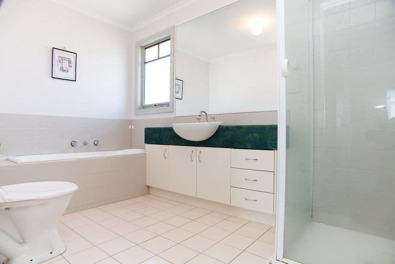 30 Young Street, EPPING VIC 3076, Epping - Thumbnail 3