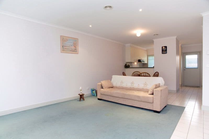 30 Young Street, EPPING VIC 3076, Epping - Thumbnail 4