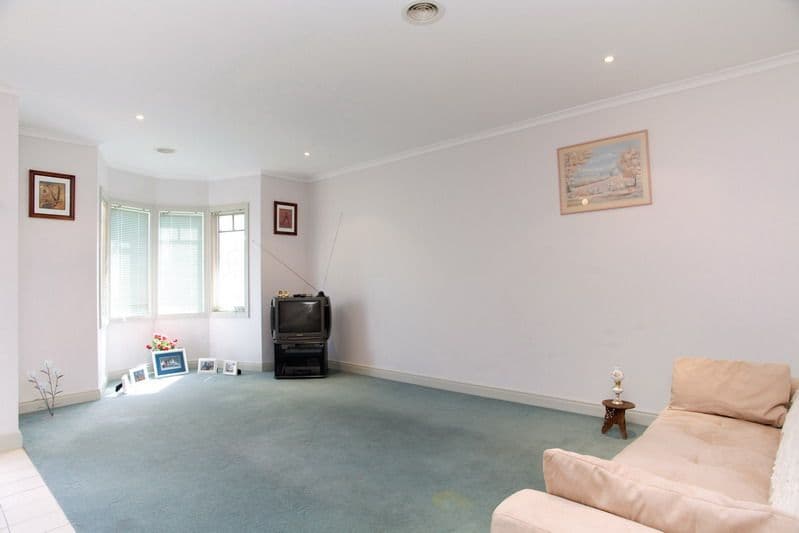 30 Young Street, EPPING VIC 3076, Epping - Thumbnail 5