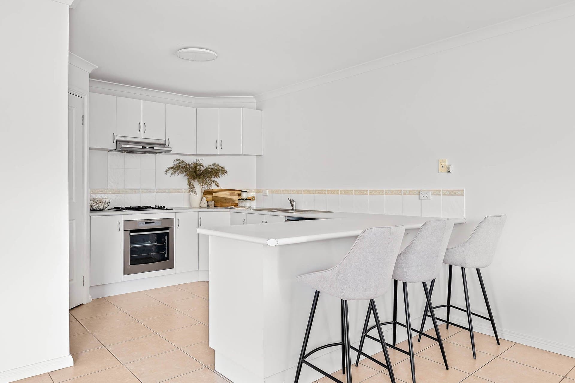 2 Morris Court, Sunbury - Thumbnail 5