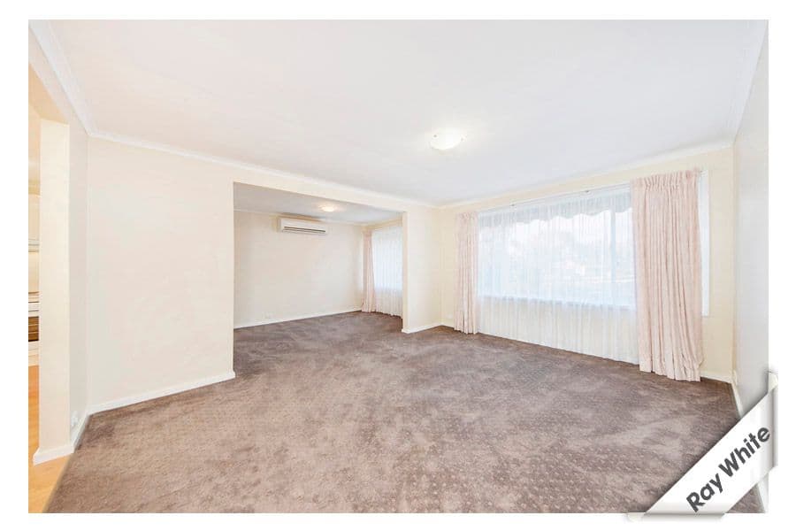 19 McBryde Crescent, WANNIASSA ACT 2903, Wanniassa - Thumbnail 2