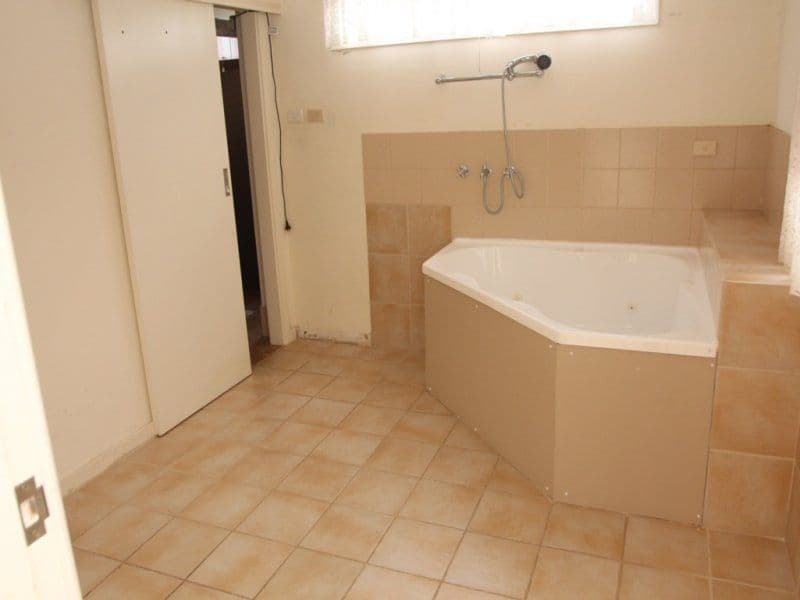 36 Anderson Street, BARMERA SA 5345, Barmera - Thumbnail 5