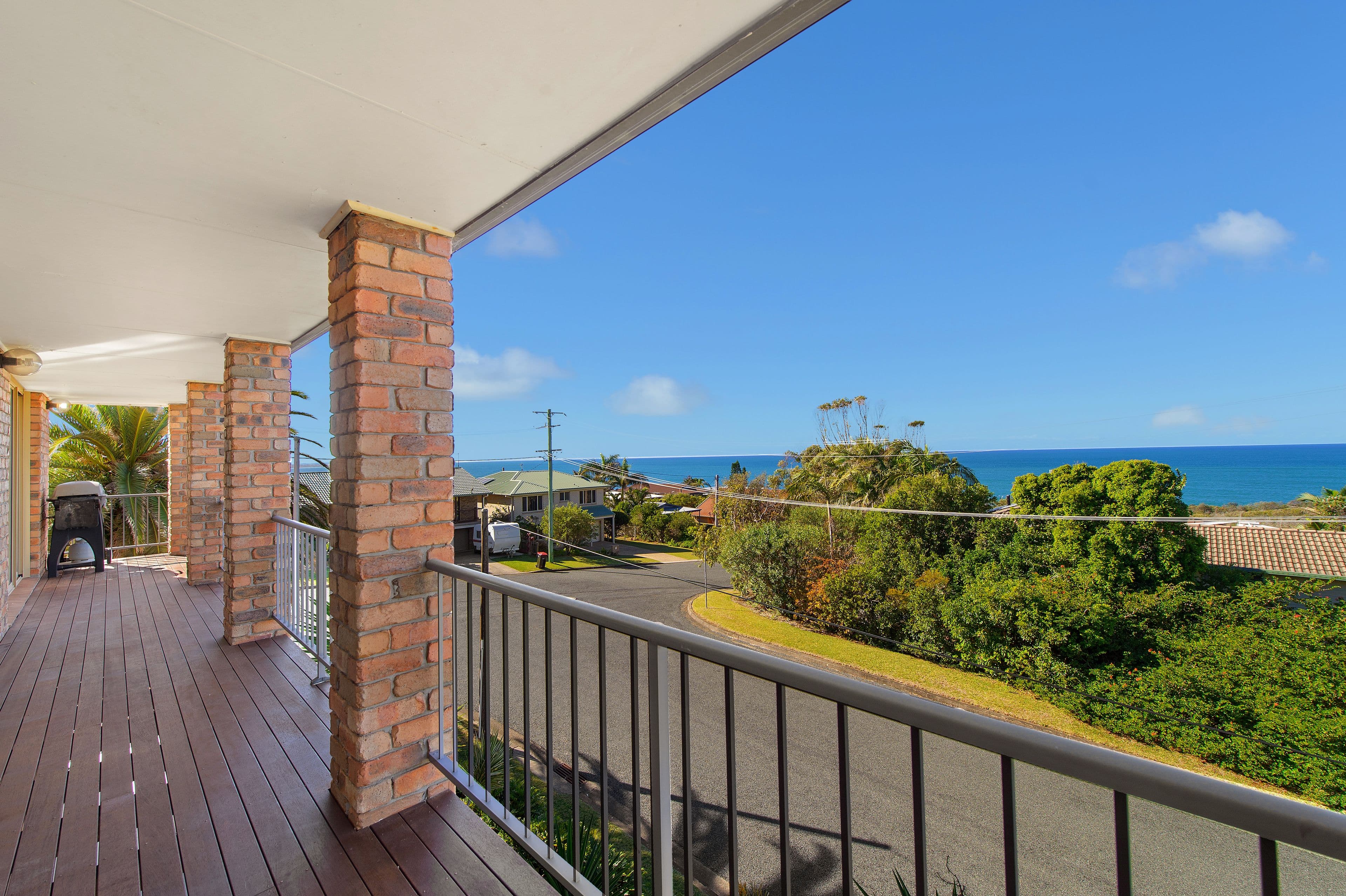 35 Seaview Street, Bonny Hills - Thumbnail 4