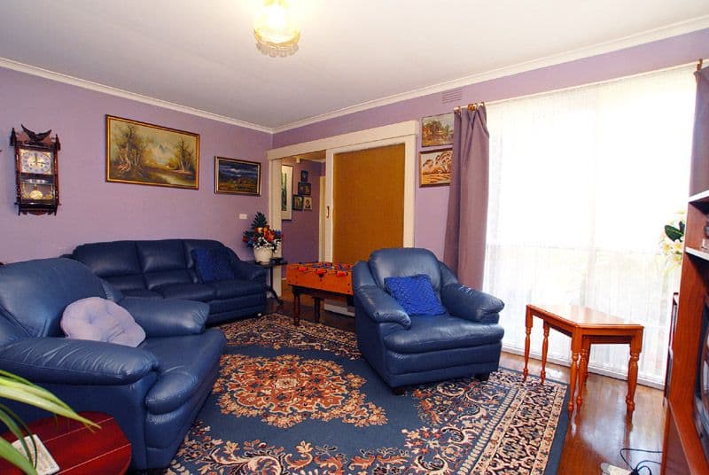 32 Silverton Drive, NOBLE PARK NORTH VIC 3174, Noble Park North - Thumbnail 5