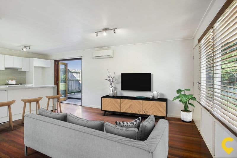 66 Samford Road, Alderley - Image 1