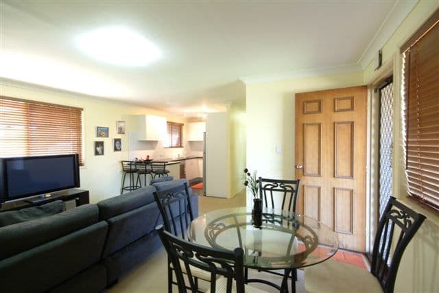 3 Kratzmann Court, KEARNEYS SPRING QLD 4350, Kearneys Spring - Thumbnail 2