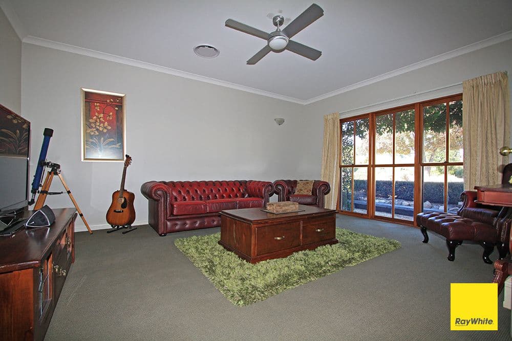 11 Hyland Drive, Bungendore - Thumbnail 4