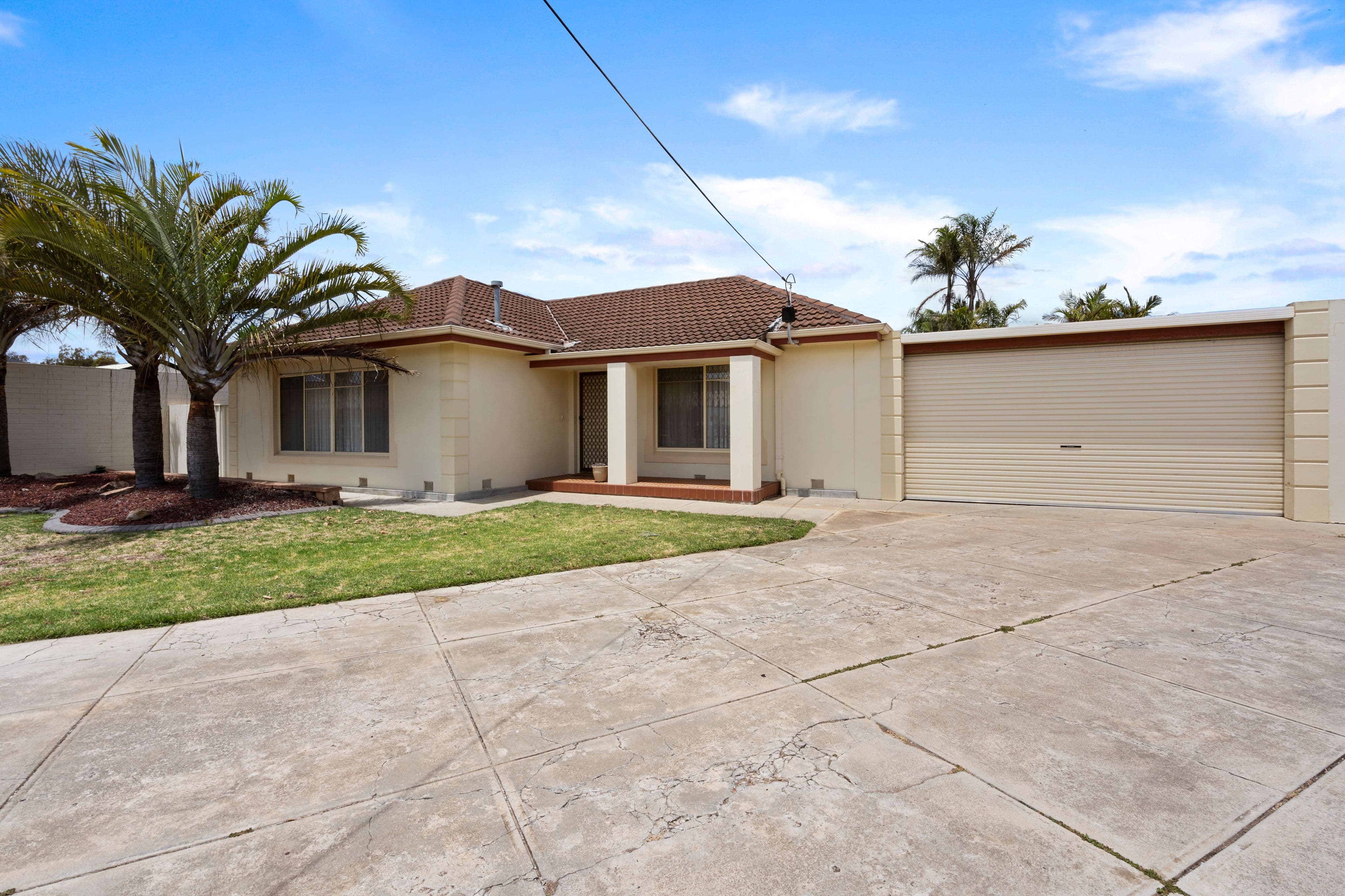 14 Griffiths Street, Henley Beach SA 5022, Henley Beach - Thumbnail 2
