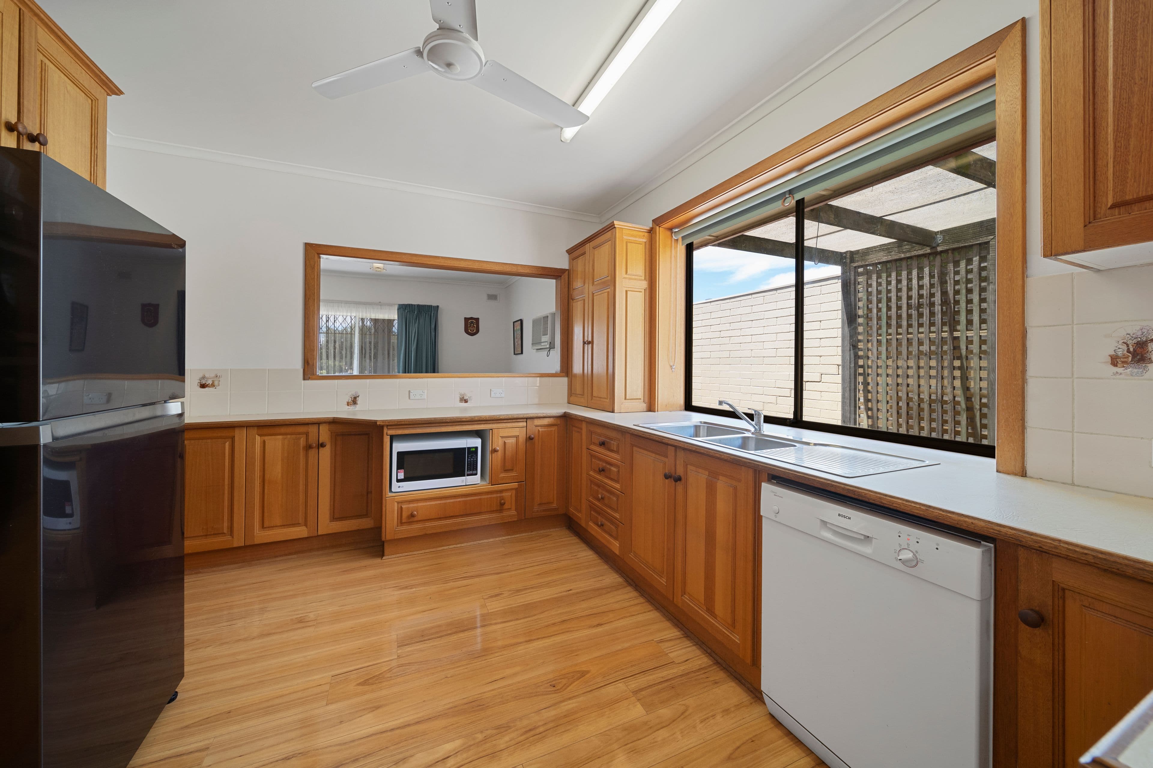 14 Griffiths Street, Henley Beach SA 5022, Henley Beach - Thumbnail 7