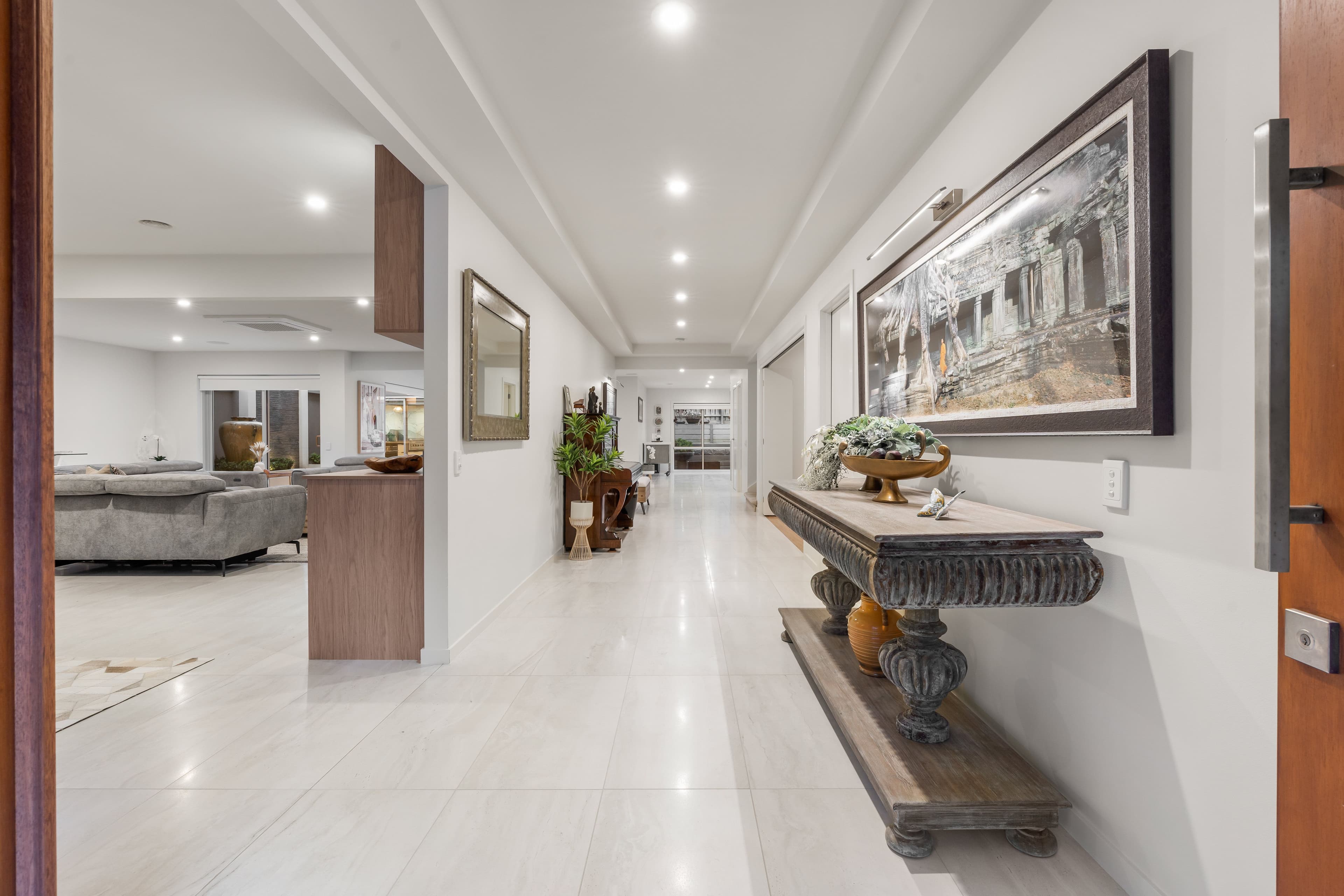 30 bridgewater Boulevard, Berwick VIC 3806, Berwick - Thumbnail 2