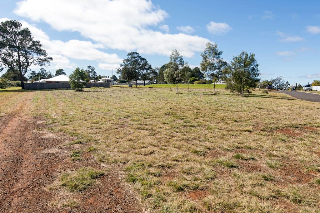 18 Eclipse Court, Highfields QLD 4352, Highfields - Thumbnail 3