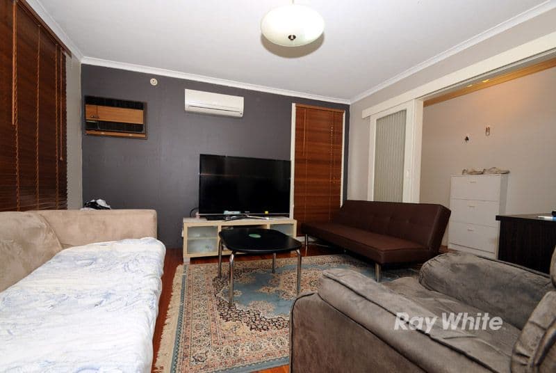 17 Crescent Street, NOBLE PARK VIC 3174, Noble Park - Thumbnail 2