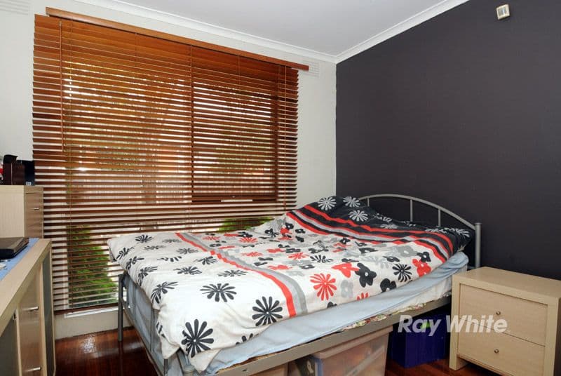 17 Crescent Street, NOBLE PARK VIC 3174, Noble Park - Thumbnail 4