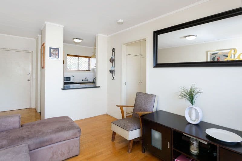 2 Gertrude Street, HIGHGATE HILL QLD 4101, Highgate Hill - Thumbnail 2