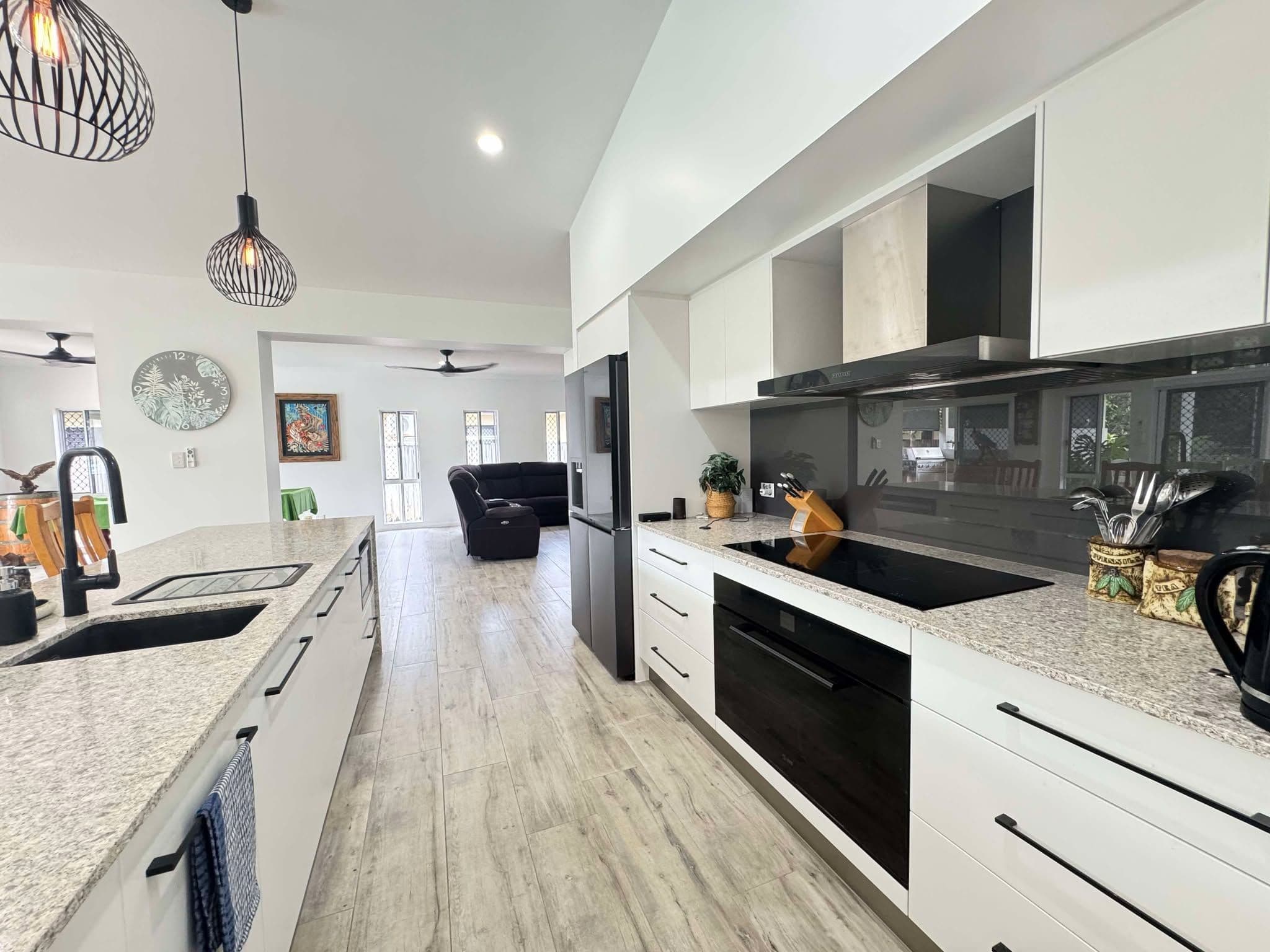 27 Ulysses Avenue, Port Douglas QLD 4877, Port Douglas - Thumbnail 3