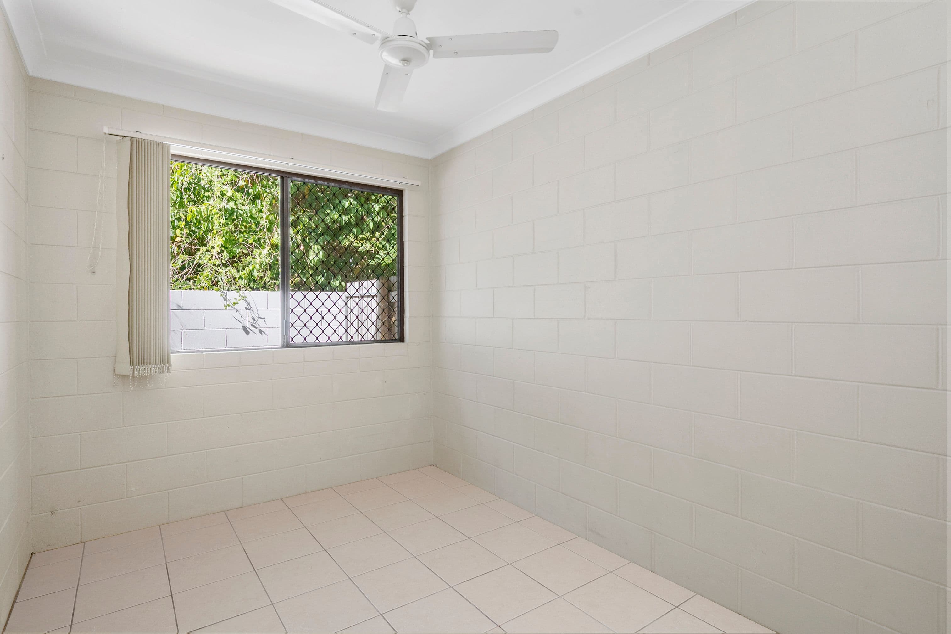 18 Kitchener Road, Pimlico QLD 4812, Pimlico - Thumbnail 4
