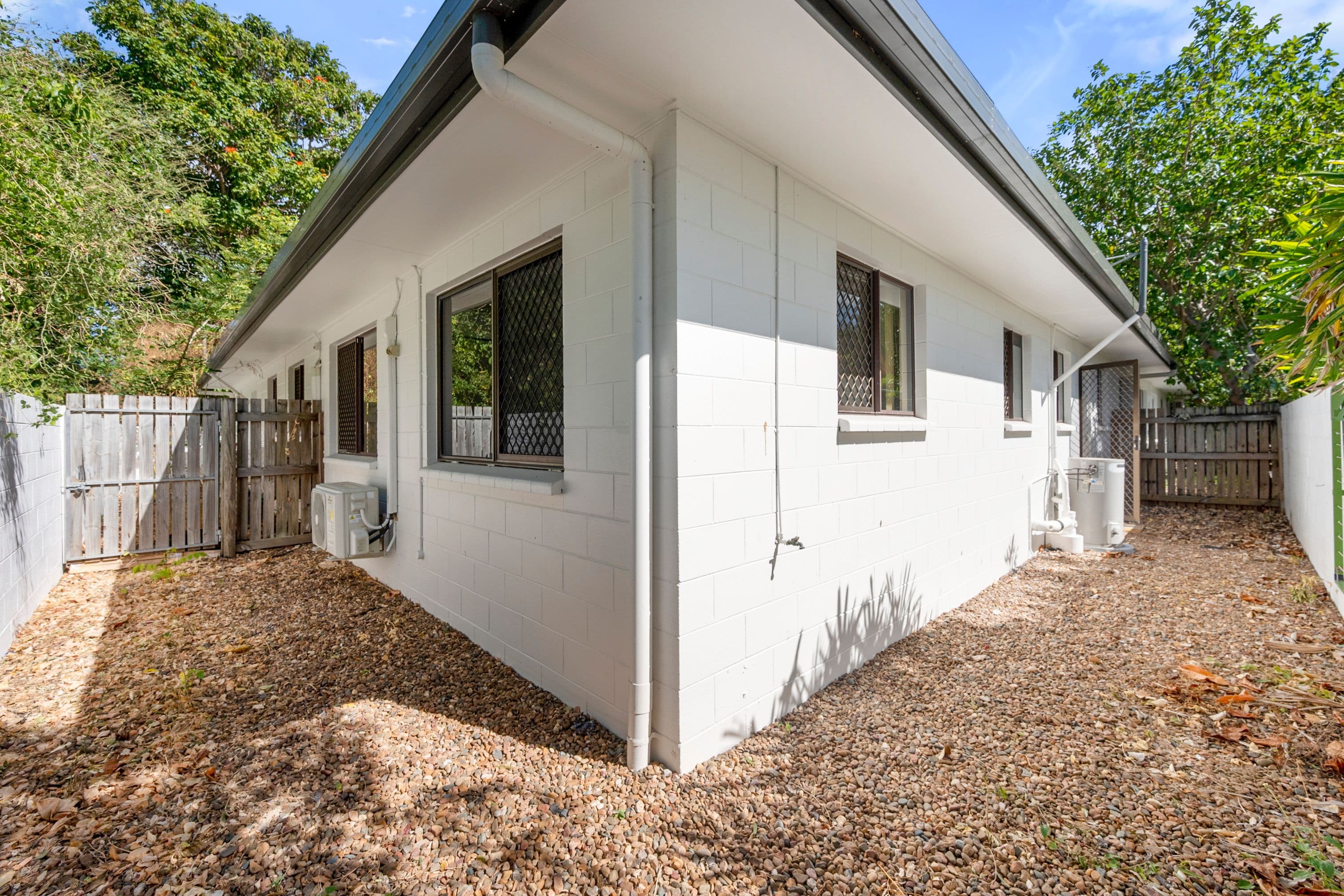 18 Kitchener Road, Pimlico QLD 4812, Pimlico - Thumbnail 6
