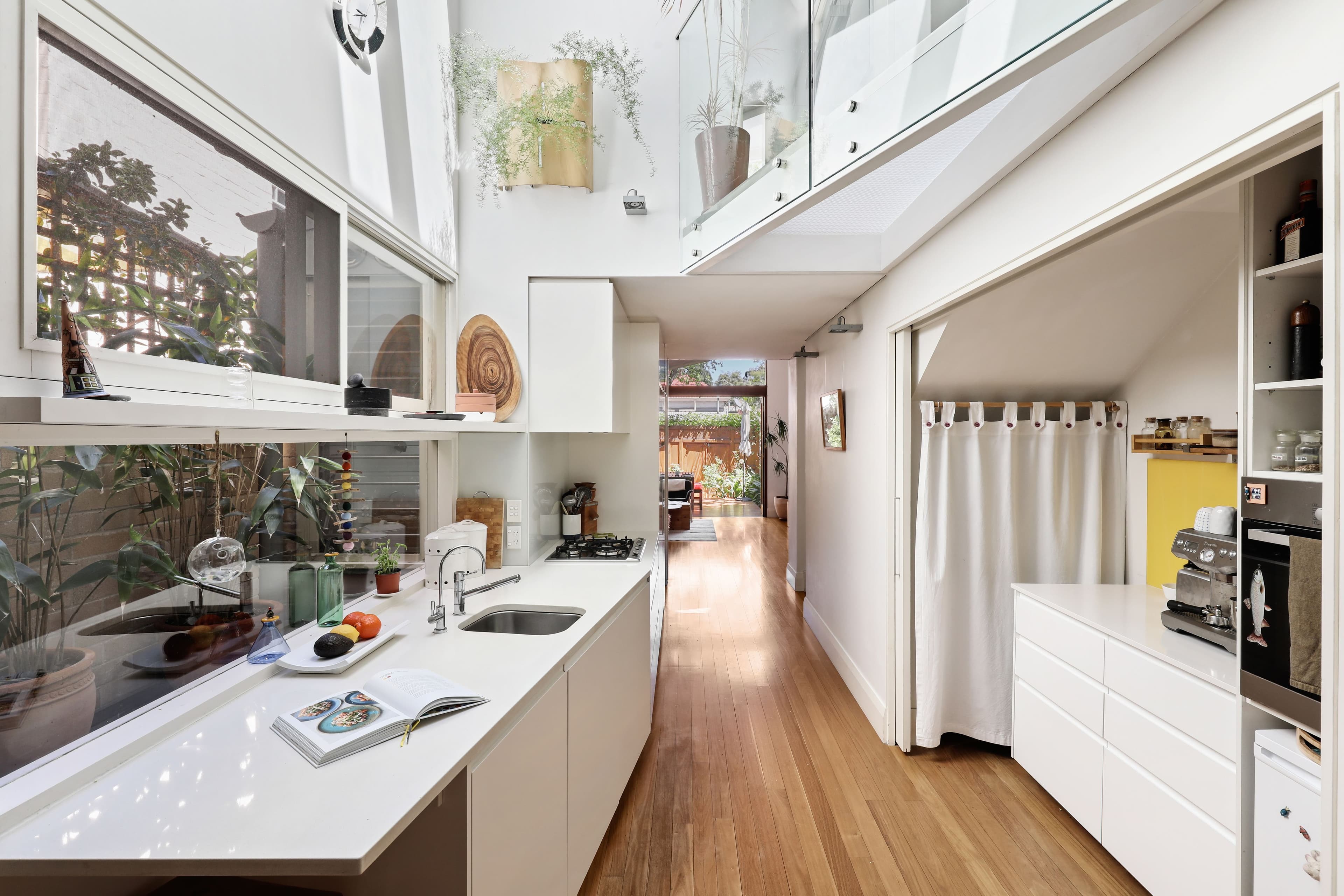 233 Denison Street, Newtown NSW 2042, Newtown - Thumbnail 4