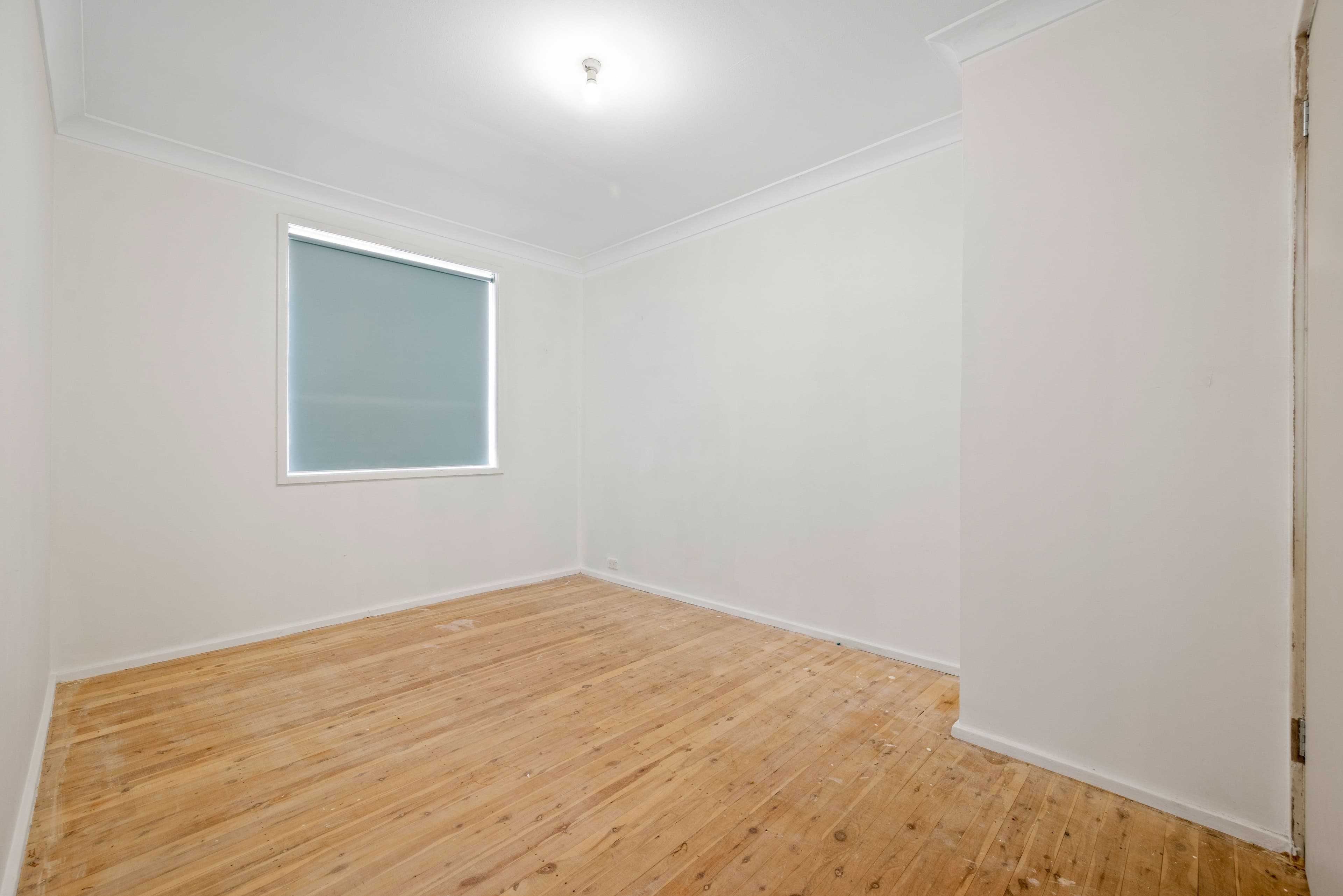 37 Brooks Street, Macquarie Fields NSW 2564, Macquarie Fields - Thumbnail 6