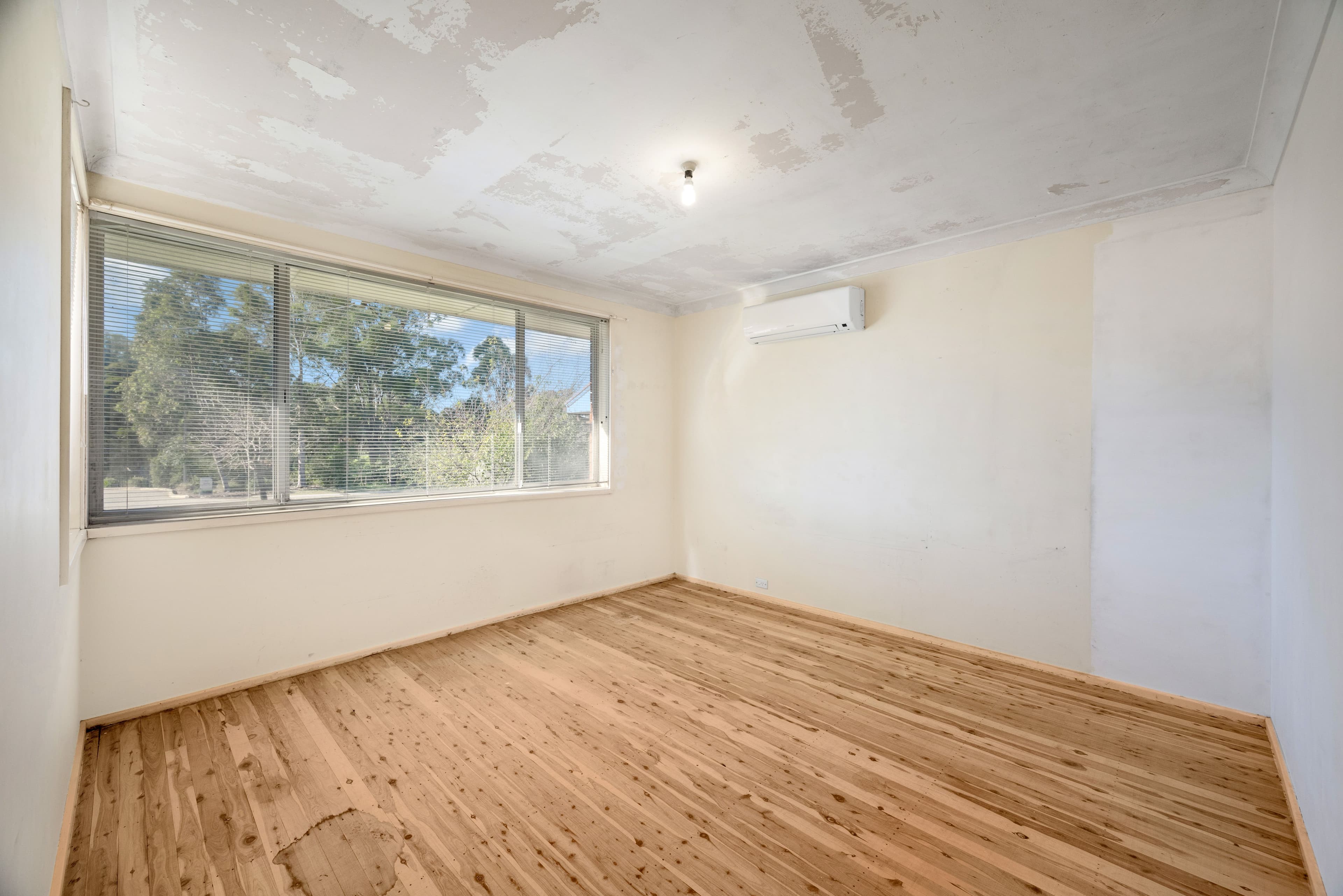 37 Brooks Street, Macquarie Fields NSW 2564, Macquarie Fields - Thumbnail 7