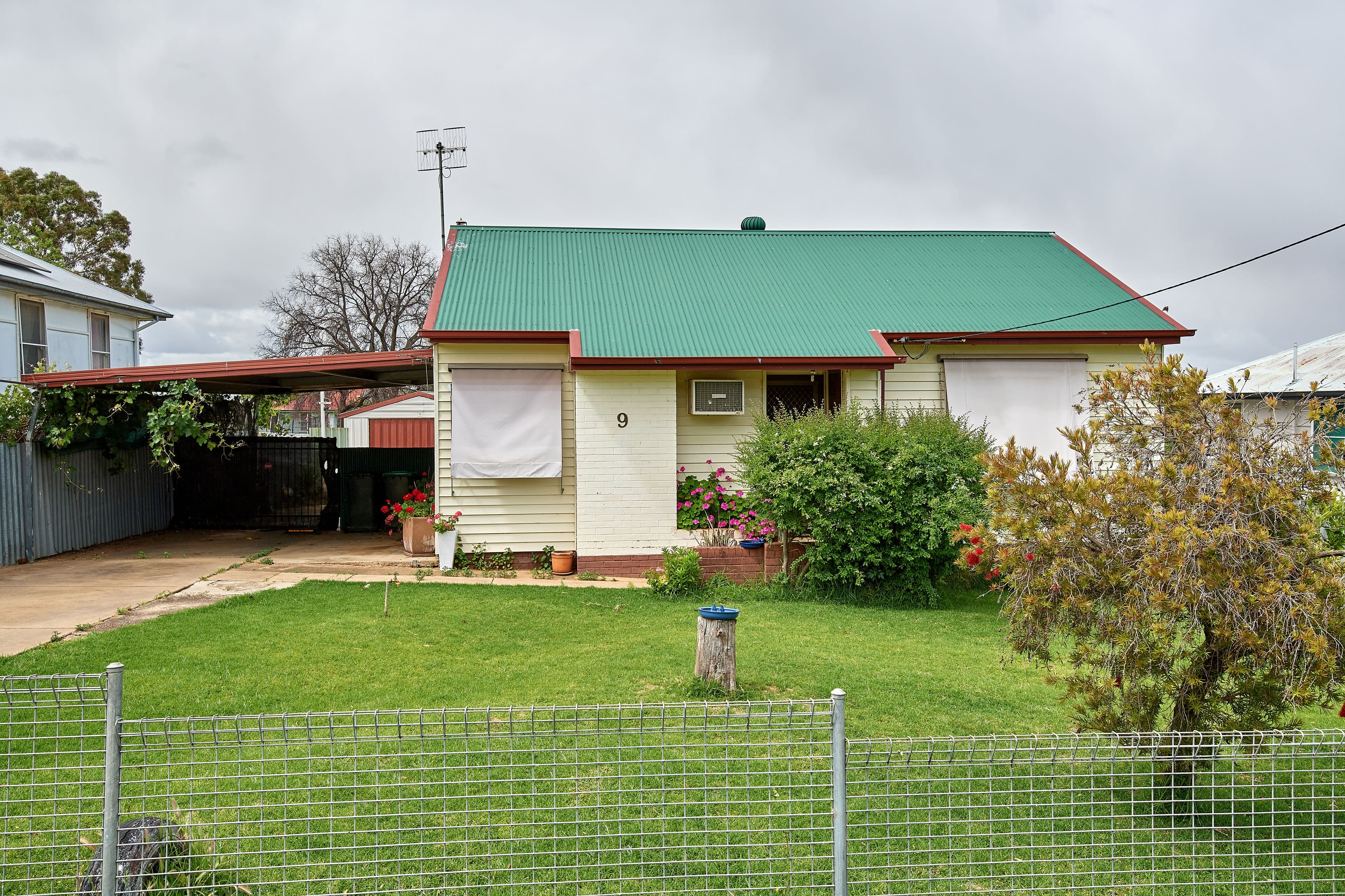 9 Lillian Street, Junee NSW 2663, Junee - Image 1