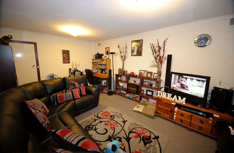 Unit 4, 68  Broadmeadows Road, TULLAMARINE VIC 3043, Tullamarine - Thumbnail 2