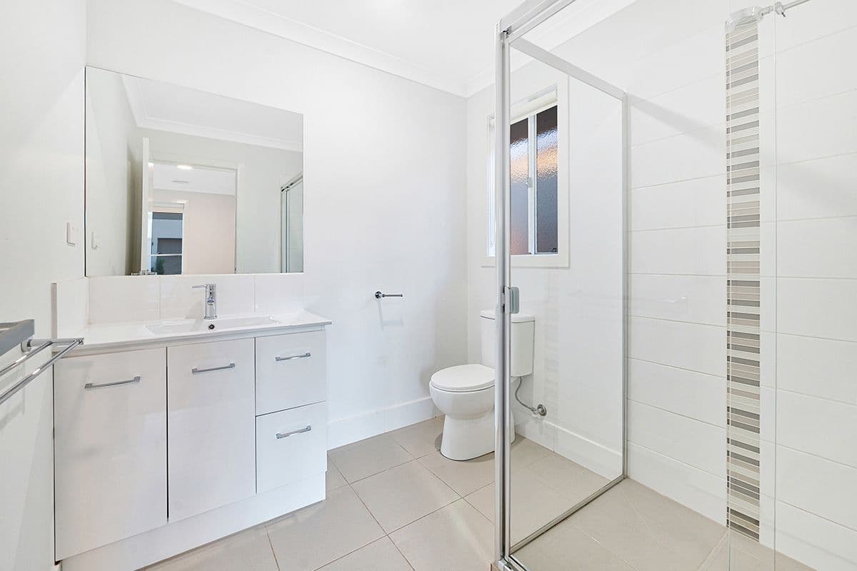 19 Mossey Crescent, CRANBOURNE EAST VIC 3977, Cranbourne East - Thumbnail 3